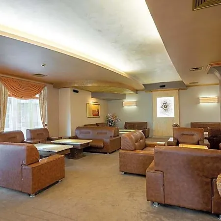 Mistral Hotel 4*