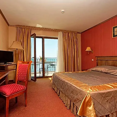 Mistral Hotel