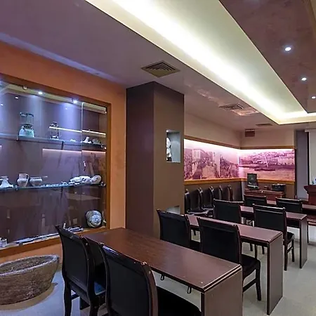 Hotel Mistral 4*