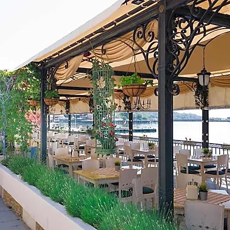 Hotel Mistral 4*
