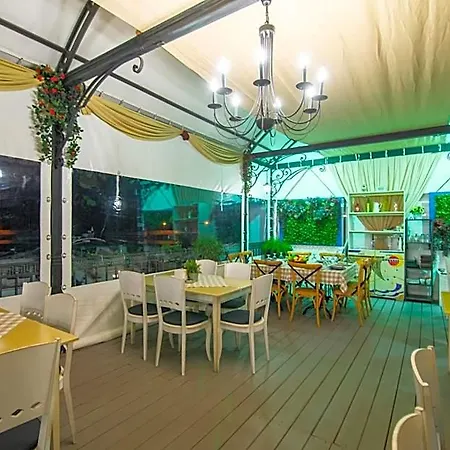 Hotel Mistral
