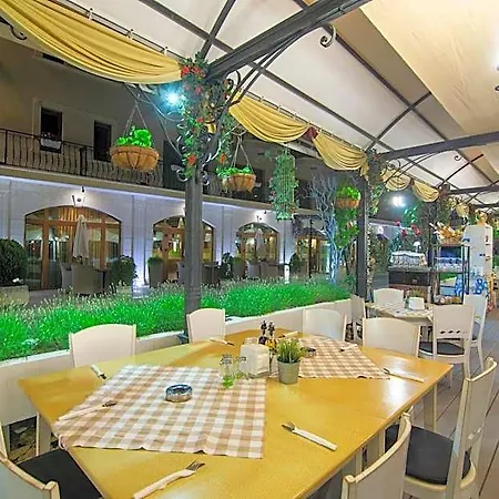 Mistral Hotel