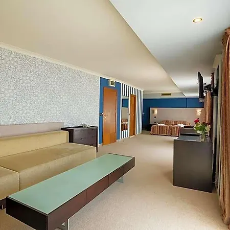 Hotel Mistral