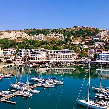 Mistral Hotel