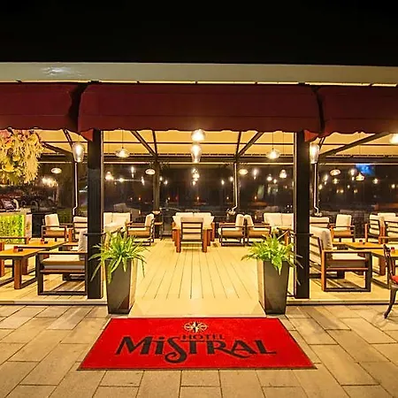 Mistral Hotel 4*