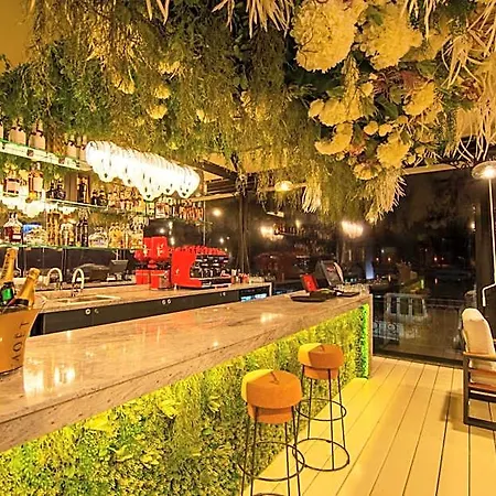Hotel Mistral